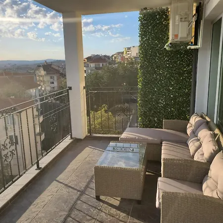 Elegant With Sea View In Saint Vlas Apartment