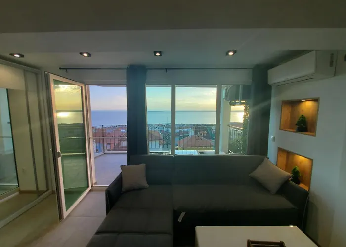 Apartamento Elegant With Sea View In Saint Vlas *