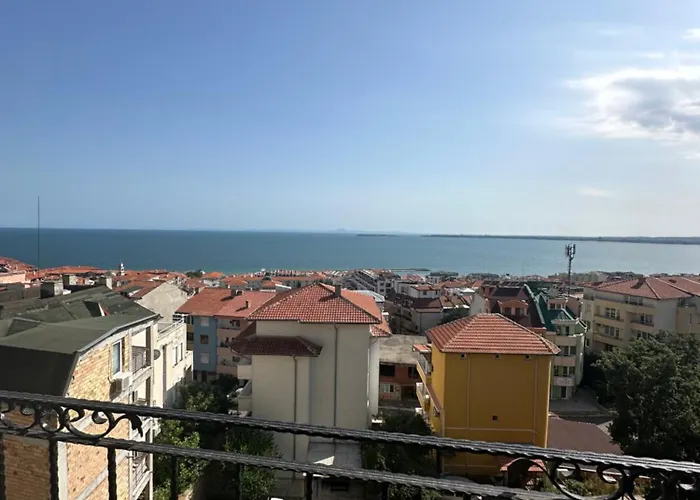 Elegant With Sea View In Saint Vlas Apartamento Sunny Beach